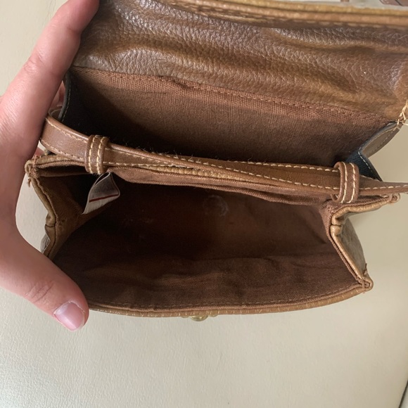 Vintage Crossbody - Picture 5 of 8